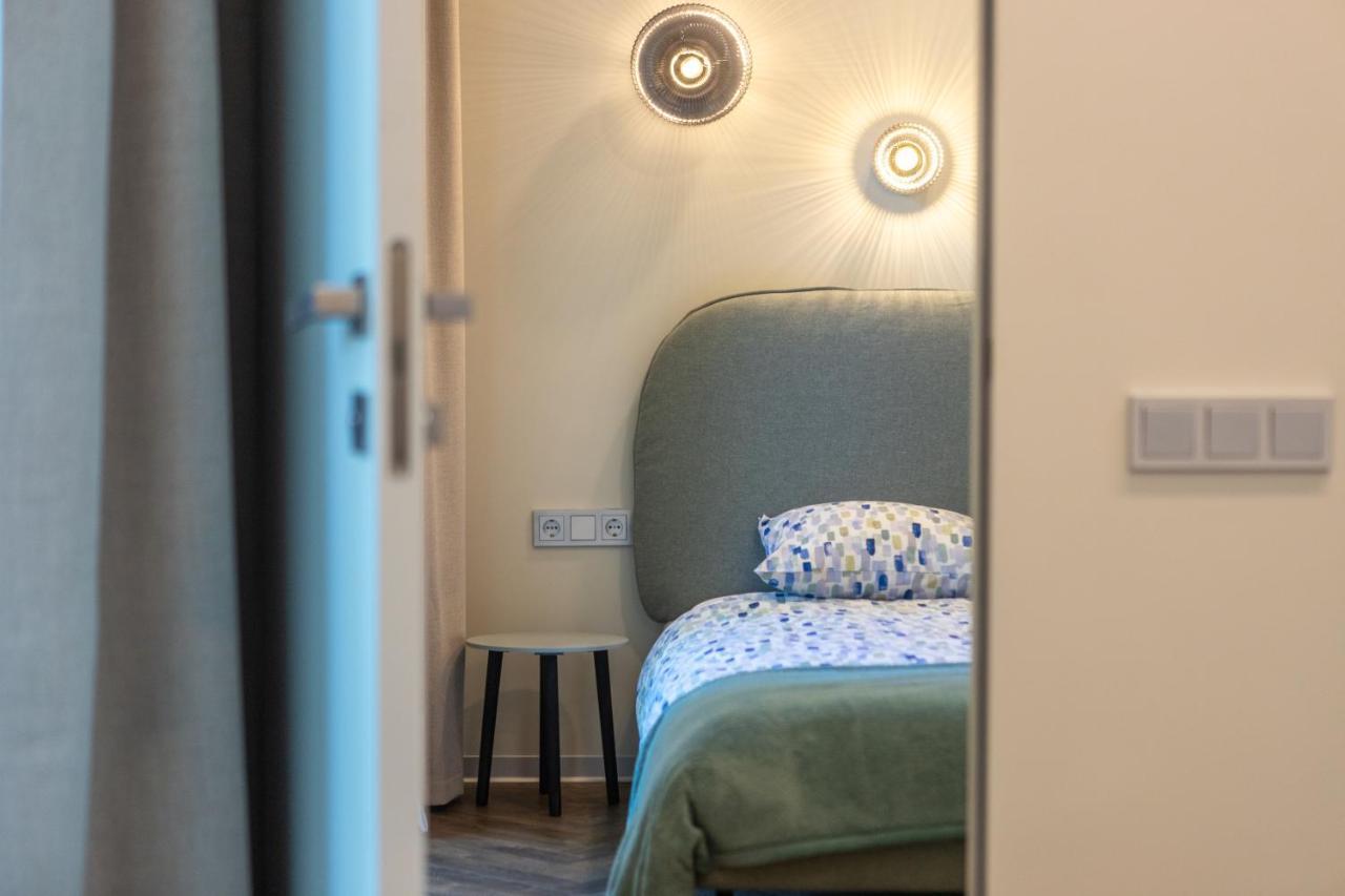 Green House Downtown Apartments With Private Free Parking And Bike Storage Klaipėda Eksteriør billede